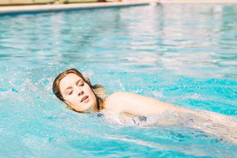 Преимущества и разные виды плавания - aptechka.org